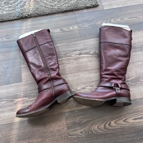•FRYE Melissa Harness Inside Zip Wide-Calf Boots - Pre-loved• - Picture 2 of 15